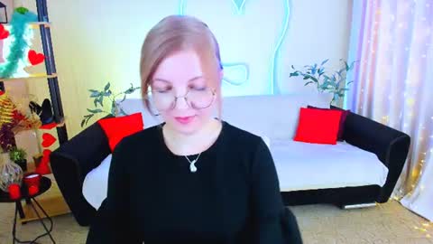 Alice online show from July 2, 9:37 am