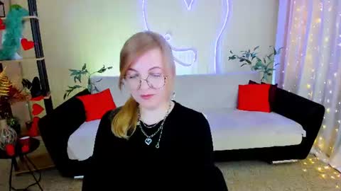 Alice online show from July 10, 10:18 am