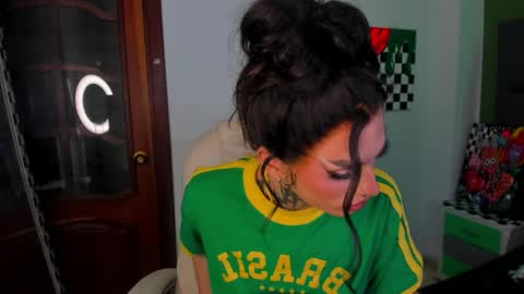 GI online show from September 21, 8:38 am