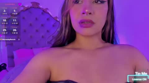Snapshot of yourwishisme_val chatting on April 18, 7:40 pm Val online show from April 18, 7:40 pm