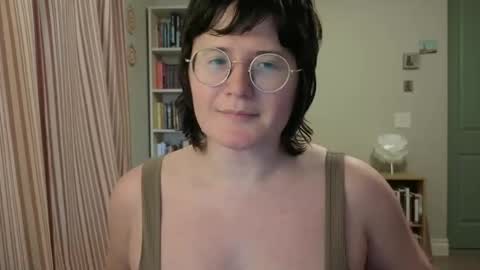 Snapshot of yousaiditfirst chatting on March 17, 10:13 pm Rose Noire online show from March 17, 10:13 pm