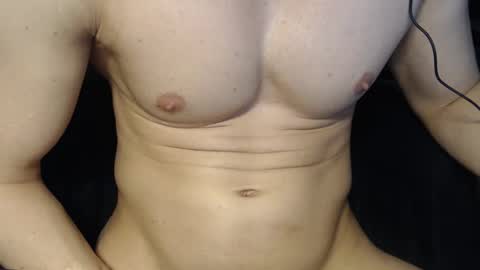 Snapshot of youuungmusclexl chatting on February 2, 3:28 pm YoungMuscleXL online show from February 2, 3:28 pm