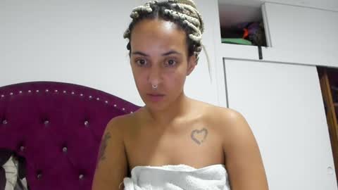 Snapshot of youwishtobeme chatting on December 30, 3:03 am elizabeth ju online show from December 30, 3:03 am