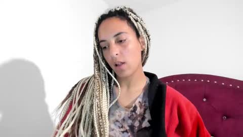 Snapshot of youwishtobeme chatting on January 31, 2:26 am elizabeth ju online show from January 31, 2:26 am