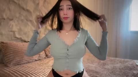 Snapshot of yowginethegreat chatting on March 6, 4:20 am YowgineTheGreat online show from March 6, 4:20 am