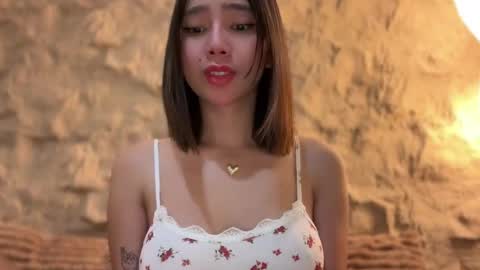 Snapshot of yowginethegreat chatting on March 16, 10:30 am YowgineTheGreat online show from March 16, 10:30 am