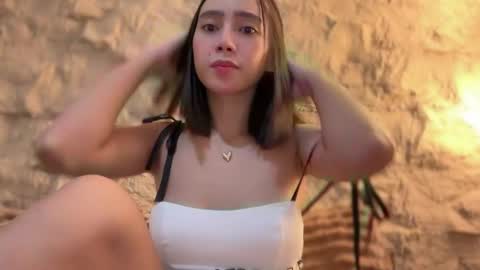 Snapshot of yowginethegreat chatting on March 30, 9:54 am YowgineTheGreat online show from March 30, 9:54 am