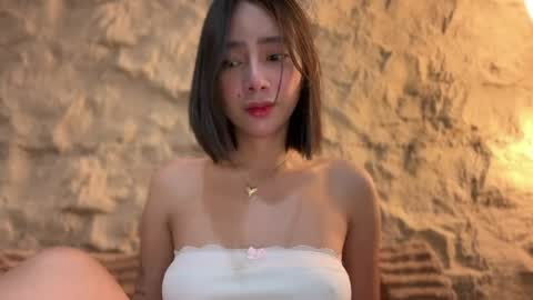 Snapshot of yowginethegreat chatting on April 6, 9:21 am YowgineTheGreat online show from April 6, 9:21 am