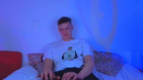 yrshela online show from March 25, 6:36 pm