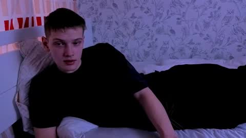 yrshela online show from March 31, 5:19 am