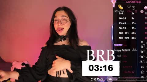 Snapshot of ysabell_viveris chatting on January 5, 3:02 pm Ysabell online show from January 5, 3:02 pm