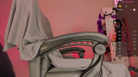 Snapshot of ysabell_viveris chatting on February 20, 11:20 am Ysabell online show from February 20, 11:20 am