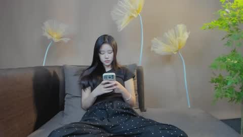yu598188 online show from June 6, 3:00 am