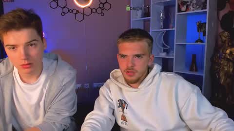 yudji_boy online show from September 16, 7:37 pm