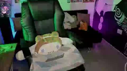    rawr   Anne Independent model      online show from January 14, 11:53 pm