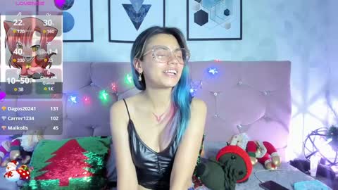 Snapshot of yukki_kuran chatting on December 24, 7:33 pm Yukki Kuran online show from December 24, 7:33 pm