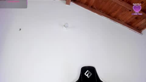 Yuliet online show from September 27, 4:34 pm