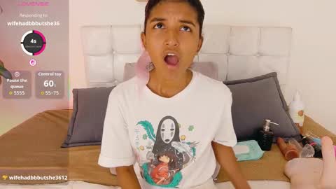 yuliethpetite online show from September 19, 5:02 pm