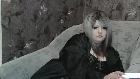 Snapshot of yuliiared chatting on March 21, 8:56 pm yuliiared online show from March 21, 8:56 pm