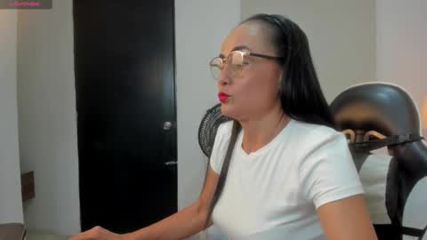 Y U L I T Z A online show from December 21, 12:12 pm