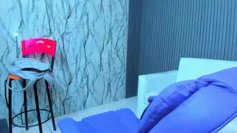 Snowflake online show from March 23, 2:48 am