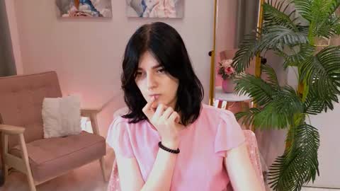 Snapshot of yumeko_tan chatting on February 26, 1:43 pm Yumi online show from February 26, 1:43 pm