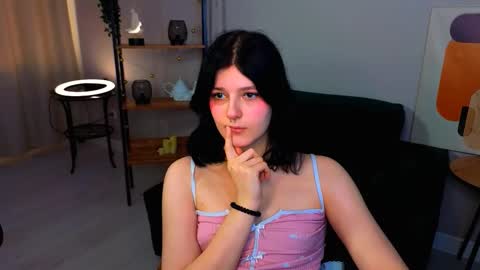 Snapshot of yumeko_tan chatting on March 14, 1:49 pm Yumi online show from March 14, 1:49 pm