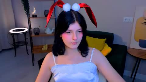 Snapshot of yumeko_tan chatting on March 16, 8:07 am Yumi online show from March 16, 8:07 am