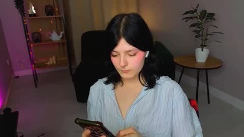 Snapshot of yumeko_tan chatting on March 27, 8:26 am Yumi online show from March 27, 8:26 am