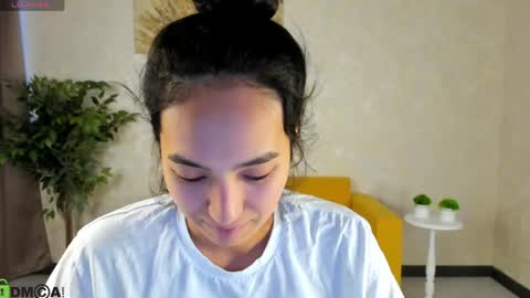 Cindey online show from April 28, 11:26 am