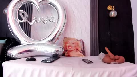 Yummyduo online show from May 8, 11:04 am