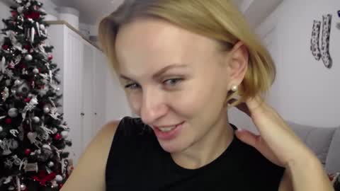 Lillya online show from December 1, 4:29 pm