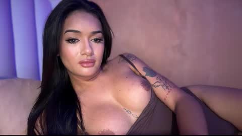 Goddes Renalyn online show from September 25, 9:18 pm