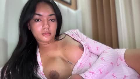 Goddes Renalyn online show from November 1, 11:34 am