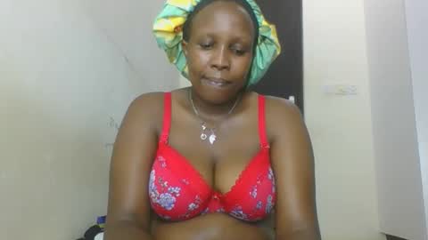 yummytitiess online show from November 2, 4:15 am