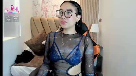 Snapshot of yuna__min chatting on September 20, 12:06 pm Yuna online show from September 20, 12:06 pm