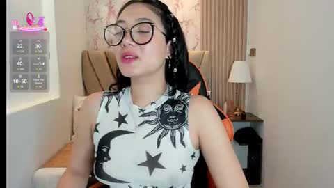 Snapshot of yuna__min chatting on September 27, 2:55 pm Yuna online show from September 27, 2:55 pm