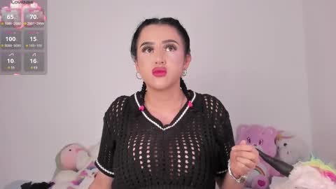 yunahott_ online show from February 23, 5:16 am