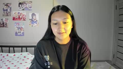 Snapshot of yunami_chan chatting on February 6, 12:30 pm Yumi online show from February 6, 12:30 pm