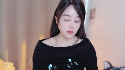 YunEr online show from December 3, 3:03 am