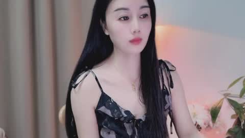 YunEr online show from May 6, 4:01 pm