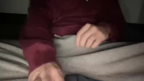 Snapshot of yungbull06 chatting on October 14, 6:52 pm Yung Bull online show from October 14, 6:52 pm