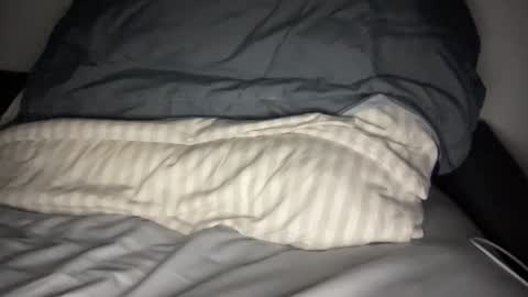 Snapshot of yungbull06 chatting on January 13, 6:13 pm Yung Bull online show from January 13, 6:13 pm