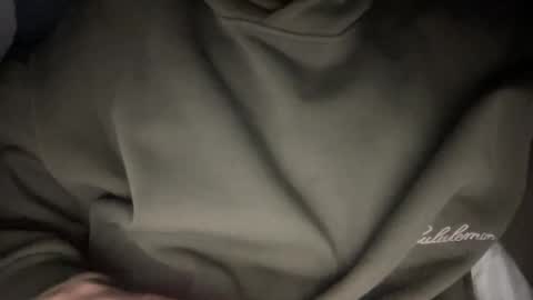 Snapshot of yungbull06 chatting on February 7, 11:19 pm Yung Bull online show from February 7, 11:19 pm