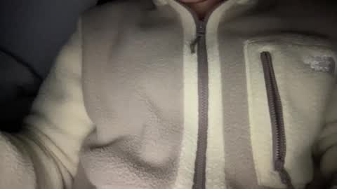 Snapshot of yungbull06 chatting on April 1, 3:40 am Yung Bull online show from April 1, 3:40 am