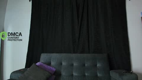 Snapshot of yungelitamor_ chatting on April 11, 5:12 am ELITA online show from April 11, 5:12 am