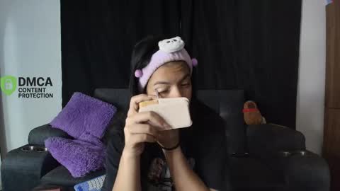 Snapshot of yungelitamor_ chatting on April 20, 4:48 am ELITA online show from April 20, 4:48 am
