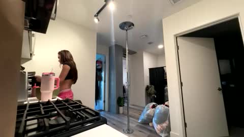 BbyTSSLut online show from May 19, 1:44 am