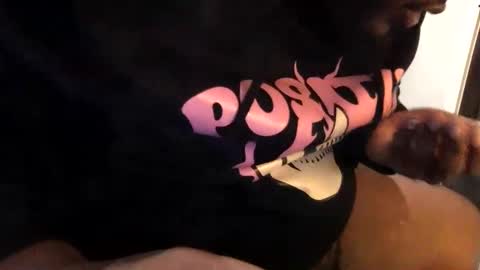 Snapshot of yungin470 chatting on February 27, 9:43 am yungin470 online show from February 27, 9:43 am