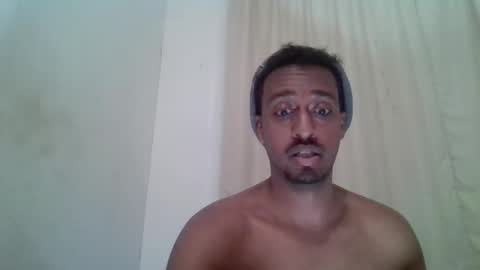 Snapshot of yungma chatting on December 8, 3:21 am yungswade online show from December 8, 3:21 am
